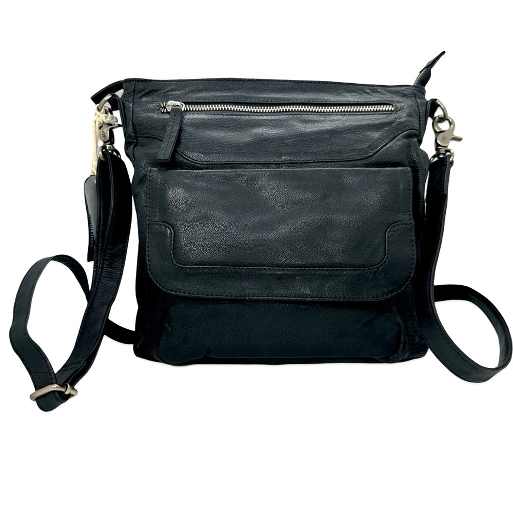 Handmade in Amsterdam shoulder bag several pockets zippers Italian leather NWT